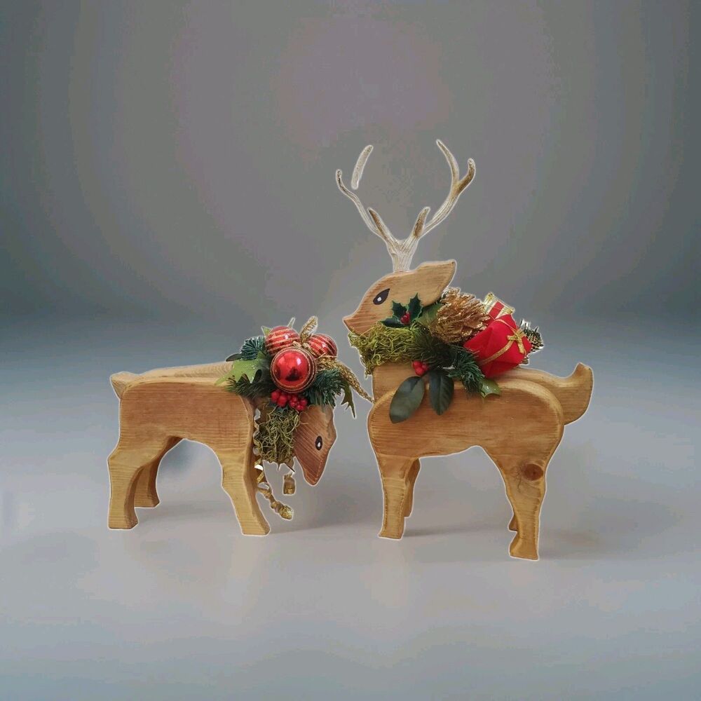 2x Handmade Wood Carved Deer Christmas Holiday Santas Sleigh Reindeer "15